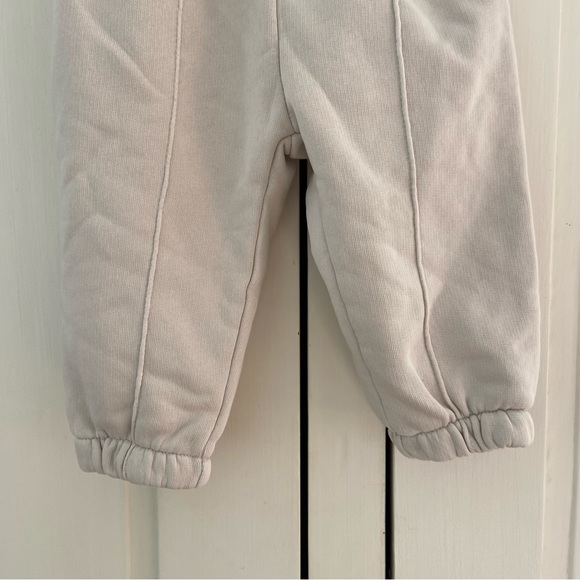 NWT Zara neutral sweatpants - Picture 2 of 5